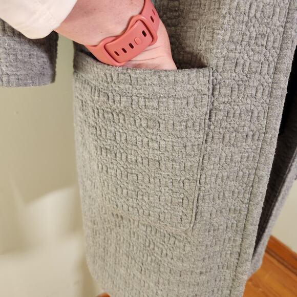 ROZ & ALI Gray Quilted Long Blazer, Size Large - Picture 5 of 13